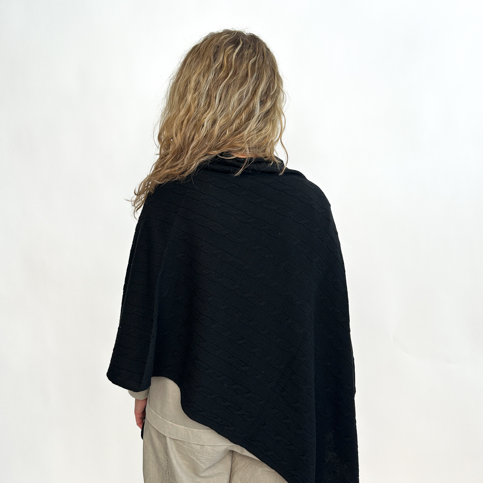 MATHLAU Poncho
