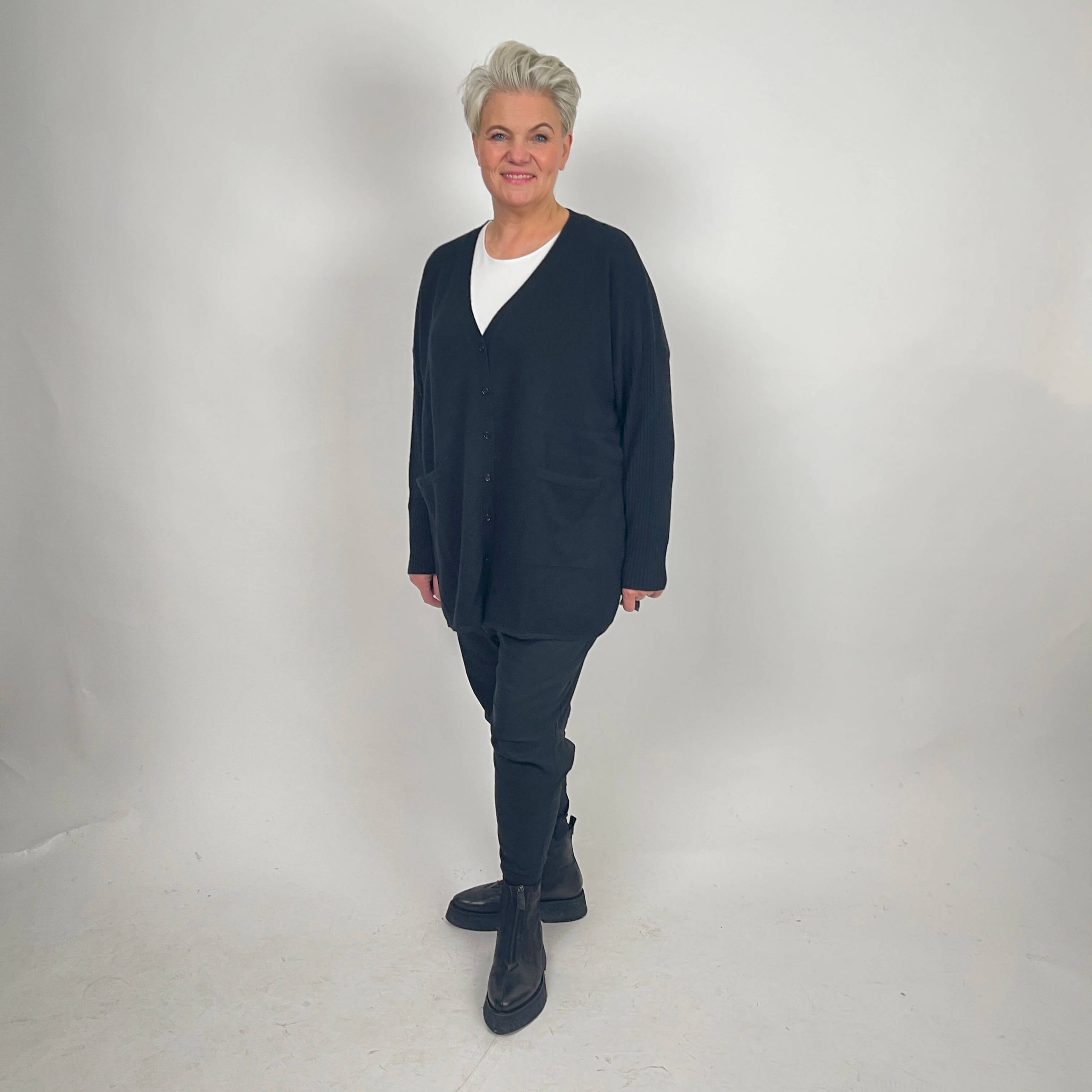 ESTHEME Cardigan sort oversize