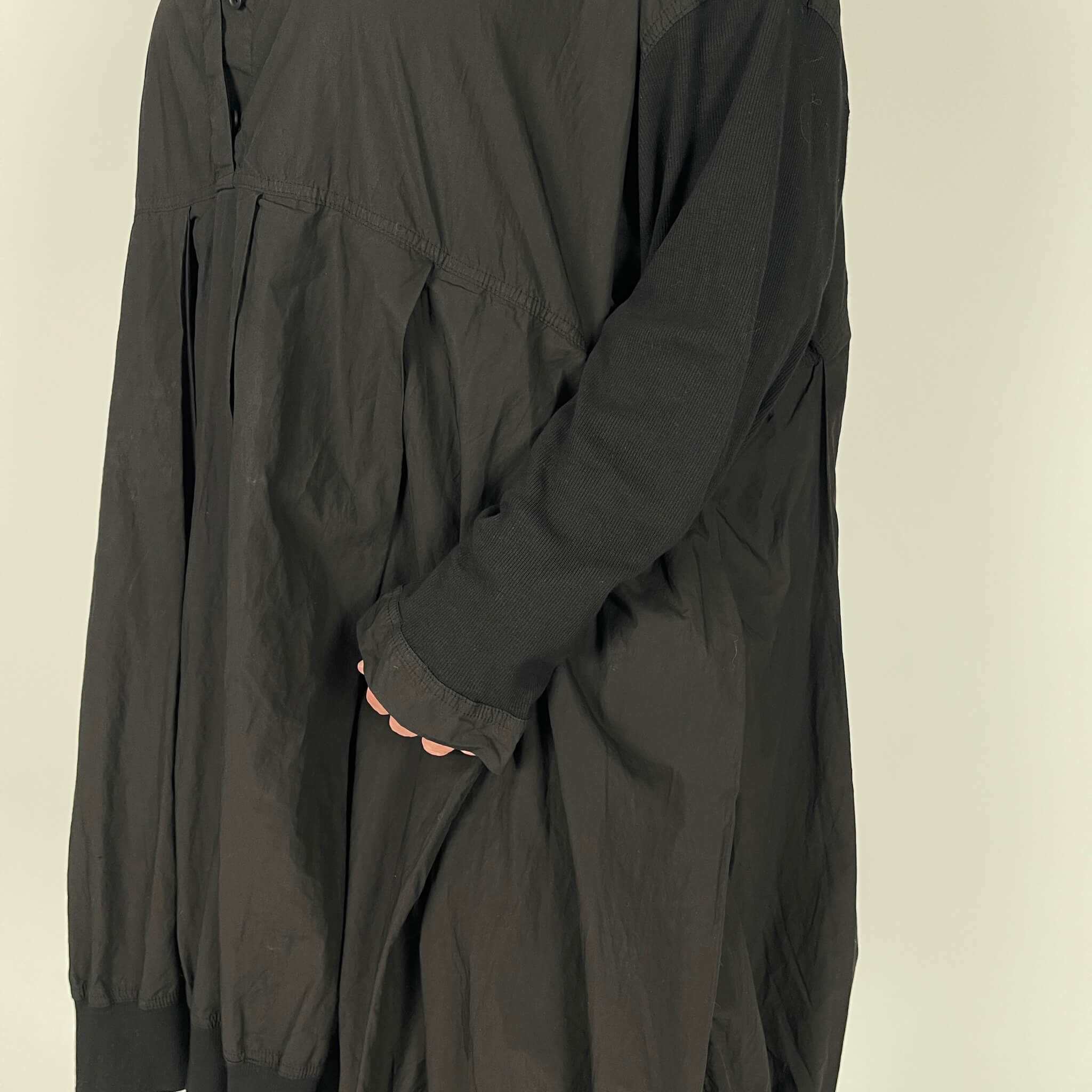 RUNDHOLZ DIP Kjole oversize sort